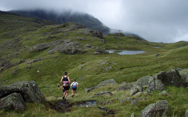 Great End shrouded in cloud (photo: Rob) 