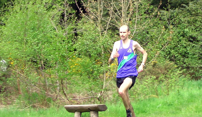 is Philip in a hurdle race?  - photo: courtesy of Philip Sanderson