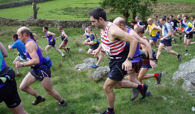 dodging boulders as we dash for a hole in he wall  - photo: Rob